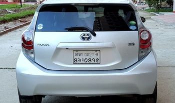 
									Used 2013 Toyota Aqua full								