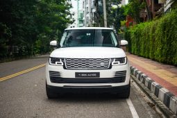 
										Used 2019 Range Rover Vogue P400e Autobiography full									