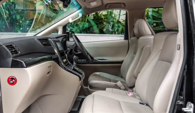 
								Used 2014 Toyota Alphard G Executive Lounge full									