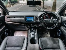 
										Used 2017 Honda Vezel RS PKG full									