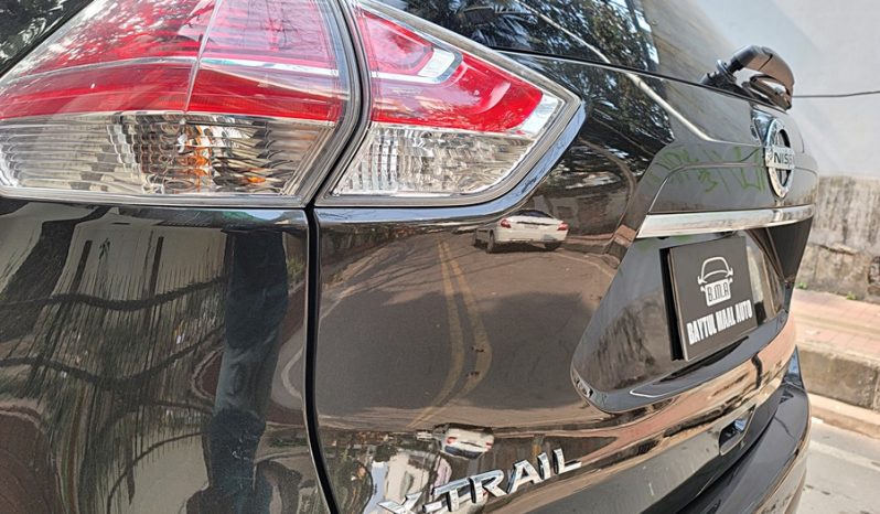
								Used 2015 Nissan X-Trail full									