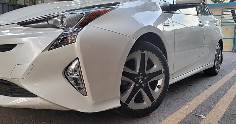 
								Used 2016 Toyota Prius full									