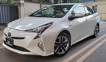 
									Used 2016 Toyota Prius full								