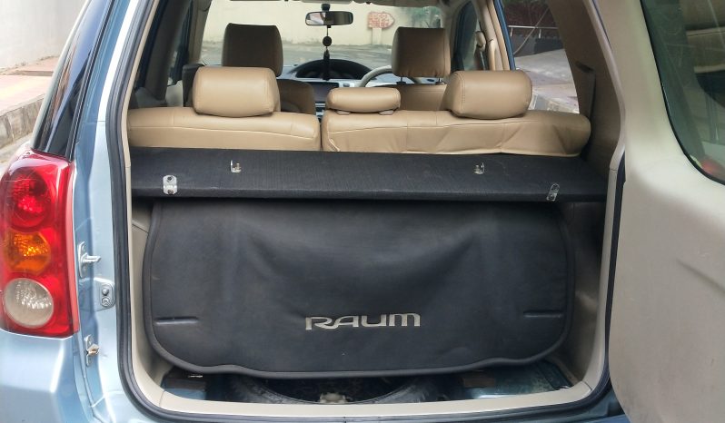 
								Used 2004 Toyota Raum full									