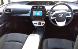 Reconditioned 2018 Toyota PRIUS-S LED PKG