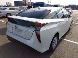 
										Reconditioned 2018 Toyota PRIUS-S LED PKG full									