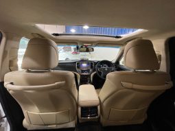 
										Reconditioned 2016 Toyota Crown Royal Saloon full									
