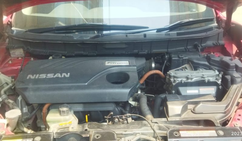 
								Used 2015 Nissan X-Trail full									