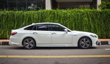 
									Used 2018 Toyota Crown RS Advance full								