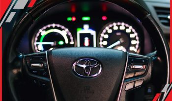 
									Reconditioned 2017 Toyota EXECUTIVE LOUNGE full								