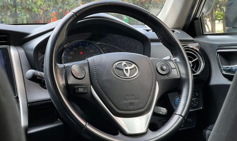 
								Used 2018 Toyota Axio G full									
