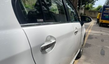 
									Used 2016 Toyota Axio full								