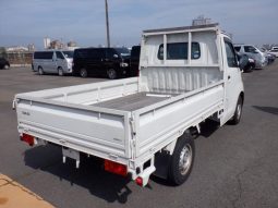 
										Reconditioned 2017 Toyota Pickup full									