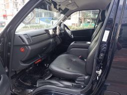 
										Used 2017 Toyota HiAce Super-GL full									