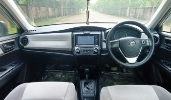 
									Used 2014 Toyota Axio X full								