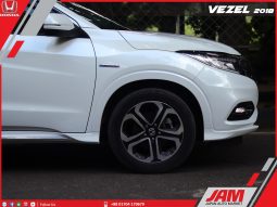 
										Reconditioned 2018 Honda Vezel Z PKG full									