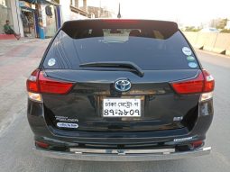 
										Used 2017 Toyota Axio Fielder X full									
