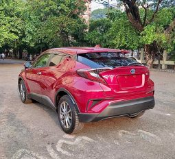 
										Reconditioned 2018 Toyota C-HR S LED full									