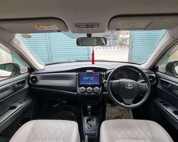 
								Used 2017 Toyota Axio full									