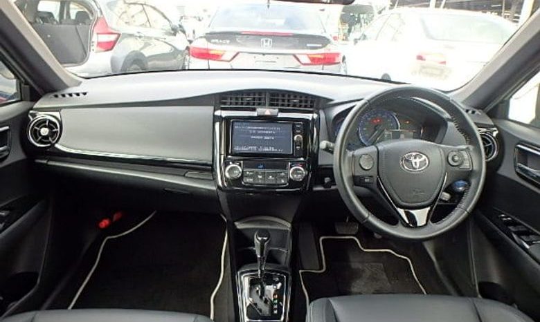 
								Reconditioned 2018 Toyota Fielder WXB full									