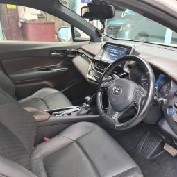
										Used 2016 Toyota C-HR full									