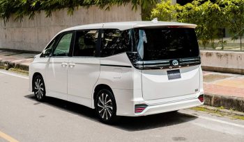 
									Reconditioned 2022 Toyota Voxy full								