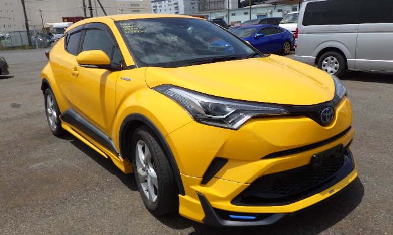 
								Reconditioned 2018 Toyota CHR S LED full									