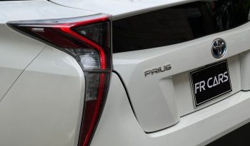 
									Reconditioned 2017 Toyota Prius full								