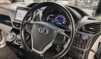 
									Used 2018 Toyota Noah full								