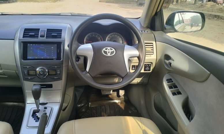 
								Used 2012 Toyota Axio G full									