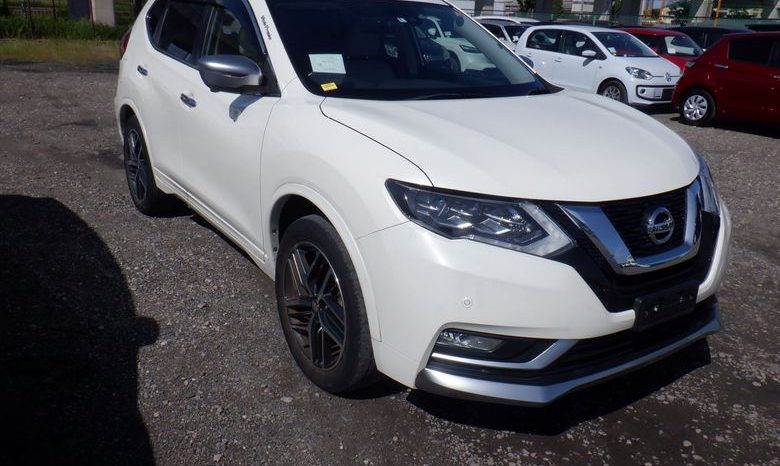 
								Reconditioned 2018 Nissan X-Trail full									