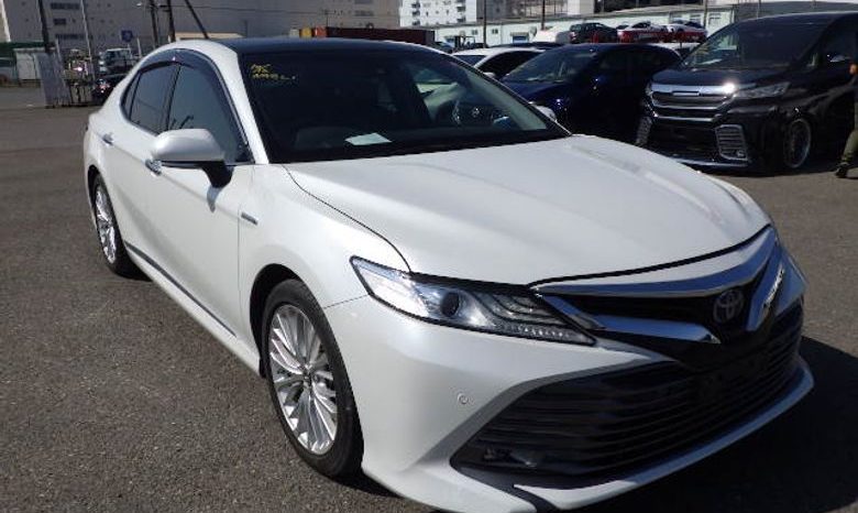 
								Reconditioned 2018 Toyota Camry full									