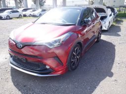 
										Reconditioned 2018 Toyota CHR G LED PKG full									