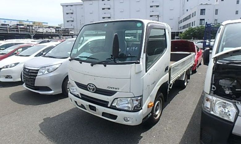 
								Reconditioned 2017 Toyota Dyna full									