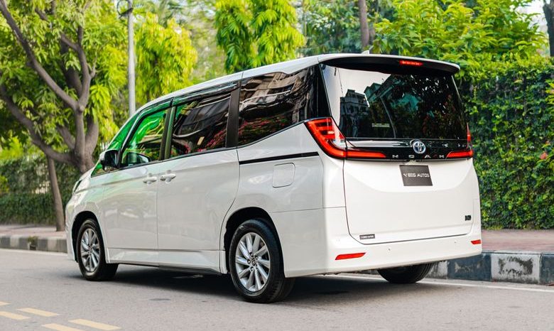 
								Reconditioned 2022 Toyota Noah full									
