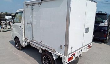 
									Reconditioned 2018 Daihatsu Freez Van full								