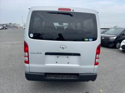 
										Reconditioned 2018 Toyota HiAce DX full									