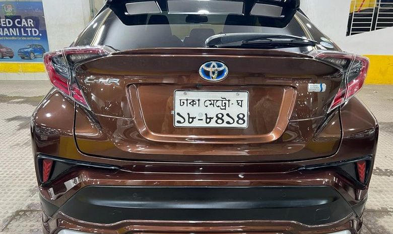 
								Used 2017 Toyota CHR G-LED Package full									