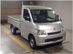 
										Reconditioned 2018 Toyota 1 Ton Pickup full									