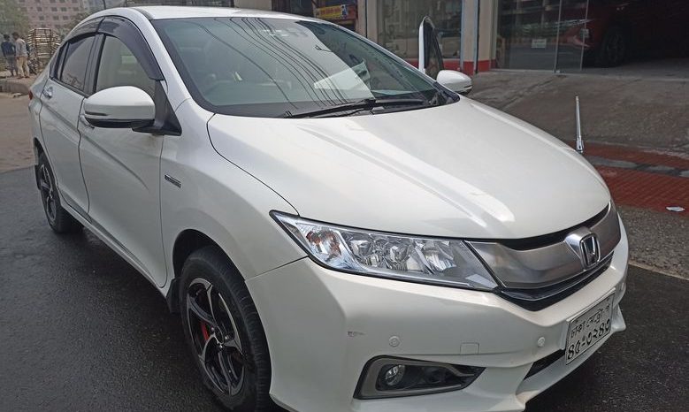 
								Used 2015 Honda Grace EX Hybrid full									