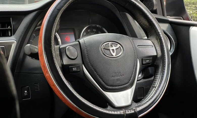 
								Used 2014 Toyota Auris G full									