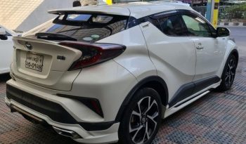 
									Used 2017 Toyota C-HR full								