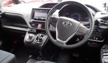 
									Reconditioned 2018 Toyota Noah full								