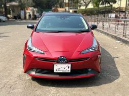 
										Reconditioned 2019 Toyota Prius S full									
