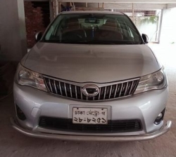 Toyota Axio . 2013